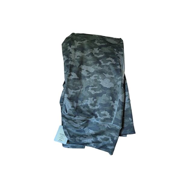 NWT FABLETICS On-The-Go High-Waisted Leggings Women’s 4X Charcoal Camo Plus - Picture 1 of 2